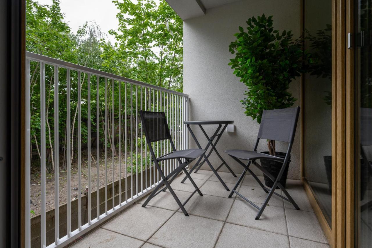 Apartment Wroclaw Braniborska By Noclegi Renters Dış mekan fotoğraf