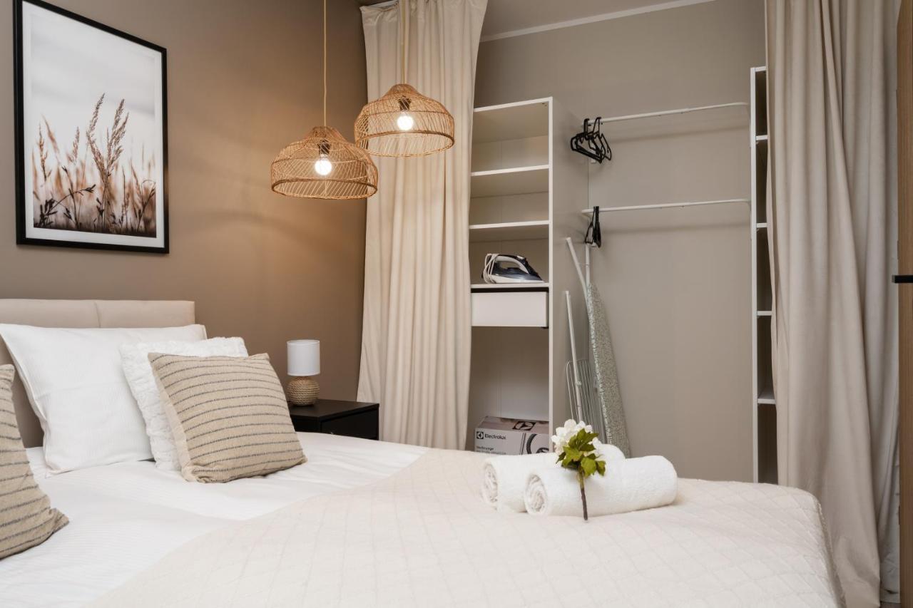 Apartment Wroclaw Braniborska By Noclegi Renters Dış mekan fotoğraf