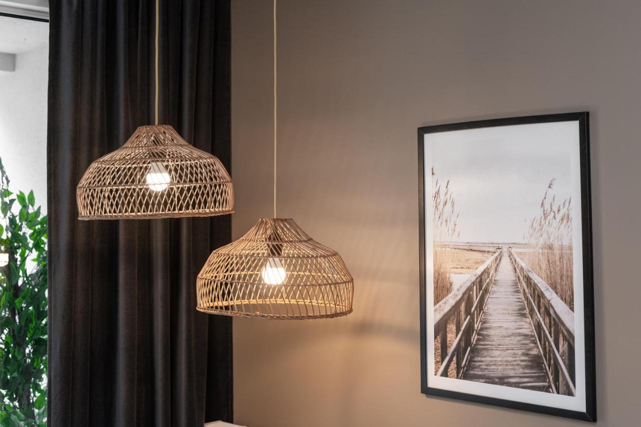 Apartment Wroclaw Braniborska By Noclegi Renters Dış mekan fotoğraf