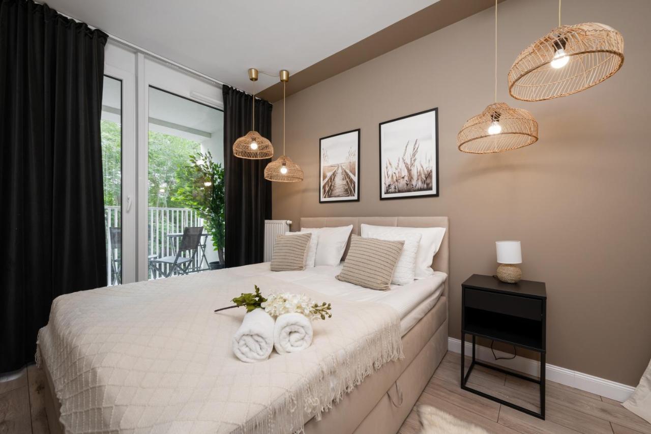 Apartment Wroclaw Braniborska By Noclegi Renters Dış mekan fotoğraf